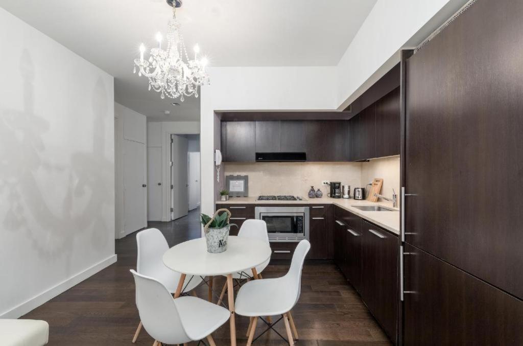Luxury 5 Bedroom 2 Bath In Nyc! Appartamento